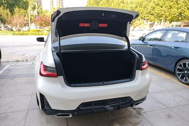 Used BMW 3 Series 2025 325Li M Sport Package Trunk
