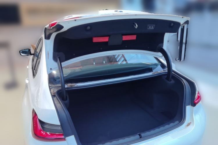 Used BMW 3 Series 2025 330Li M Sport Shadowline Package Trunk