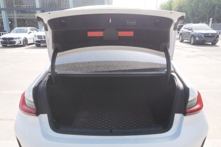Used BMW 3 Series 2025 325Li M Sport Package Trunk