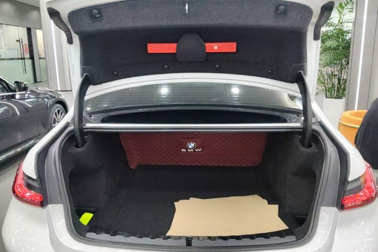 Used BMW 3 Series 2025 330i M Sport Night Edition Package Trunk