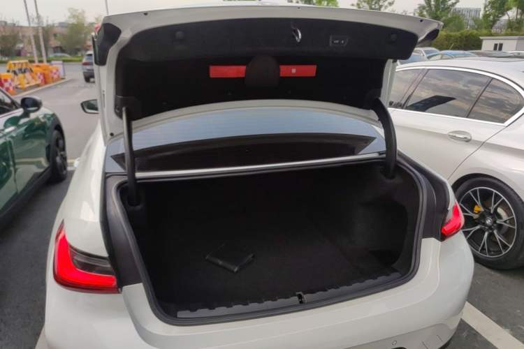 Used BMW 3 Series 2025 325Li M Sport Package Trunk