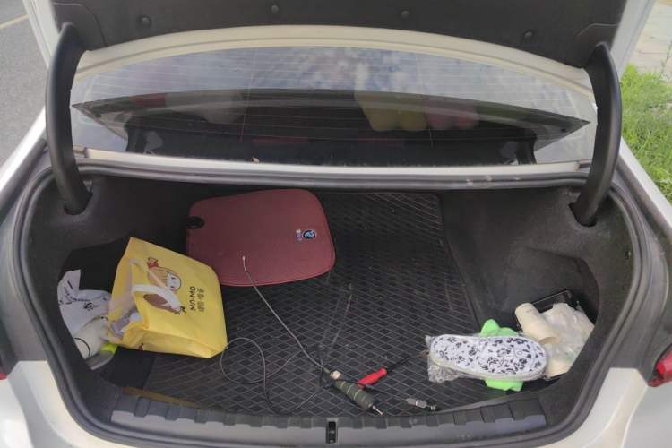 Used BMW 3 Series 2025 330Li M Sport Shadowline Package Trunk
