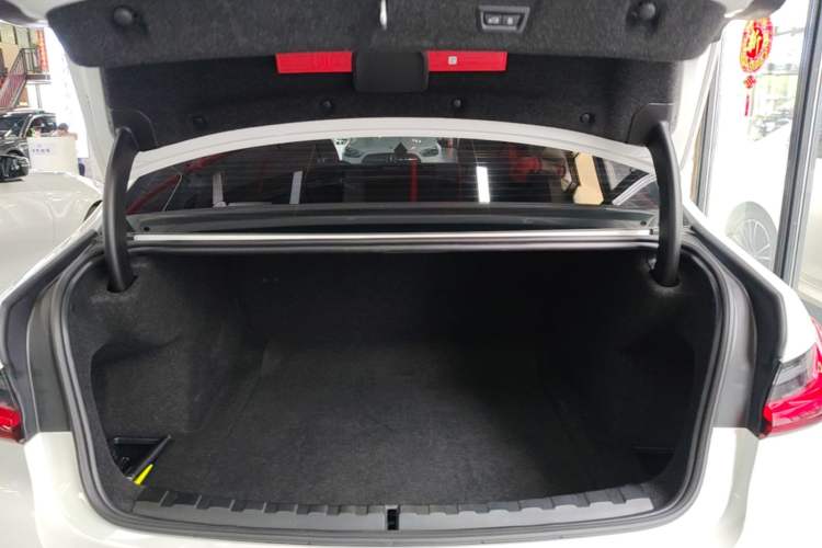Used BMW 3 Series 2025 330Li M Sport Shadowline Package Trunk