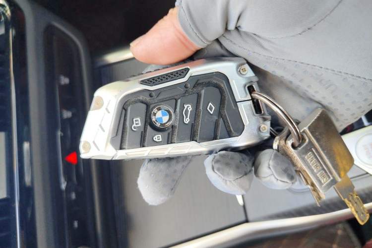 Used BMW 3 Series 2025 325Li M Sport Package Vehicle Key
