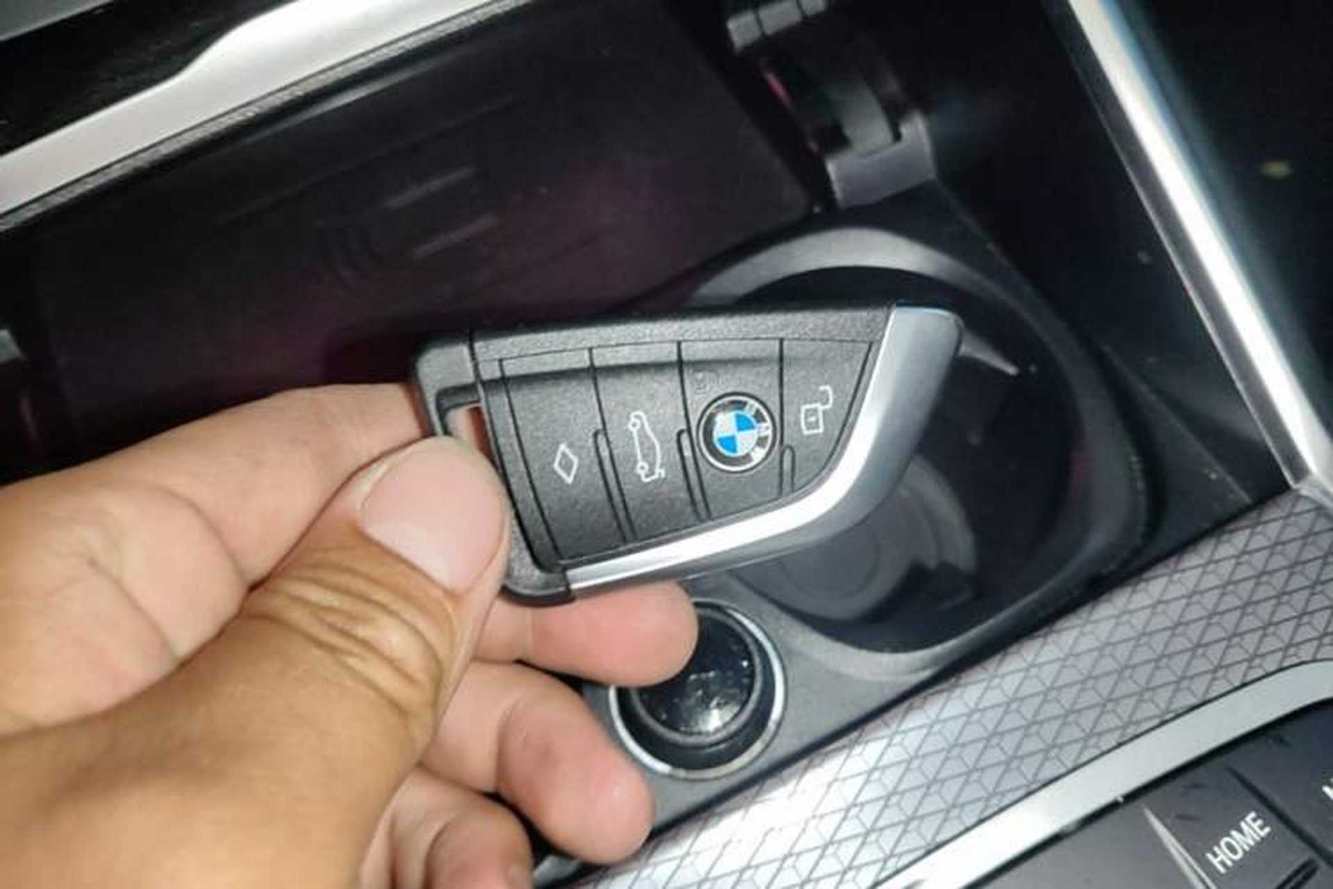 Used BMW 3 Series 2025 330Li M Sport Shadowline Package Vehicle Key