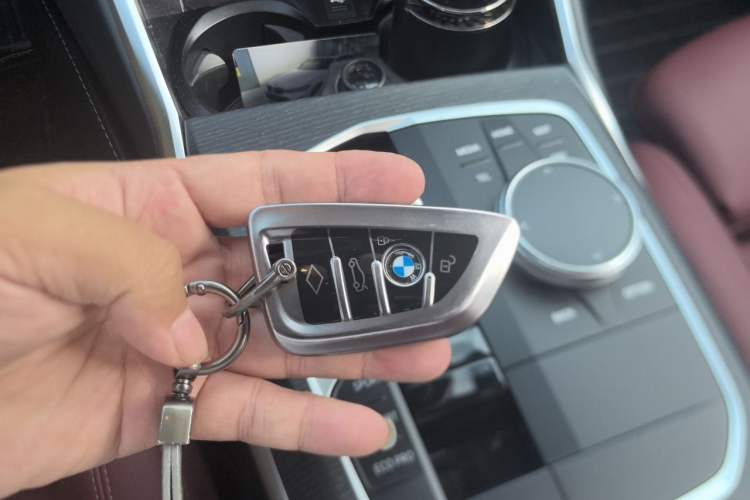 Used BMW 3 Series 2025 325Li M Sport Package Vehicle Key