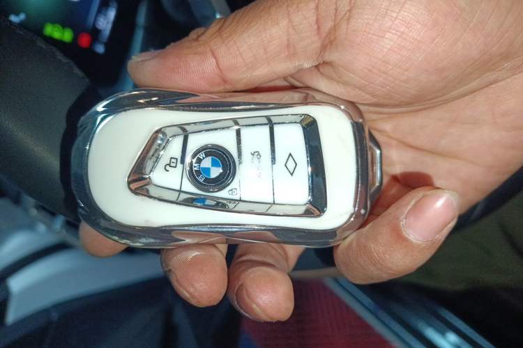 Used BMW 3 Series 2025 330i M Sport Night Edition Package Vehicle Key