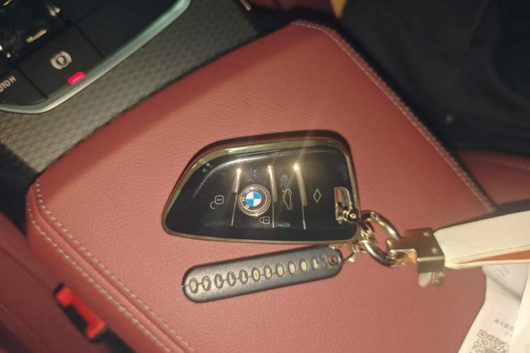 Used BMW 3 Series 2025 330i M Sport Night Edition Package Vehicle Key