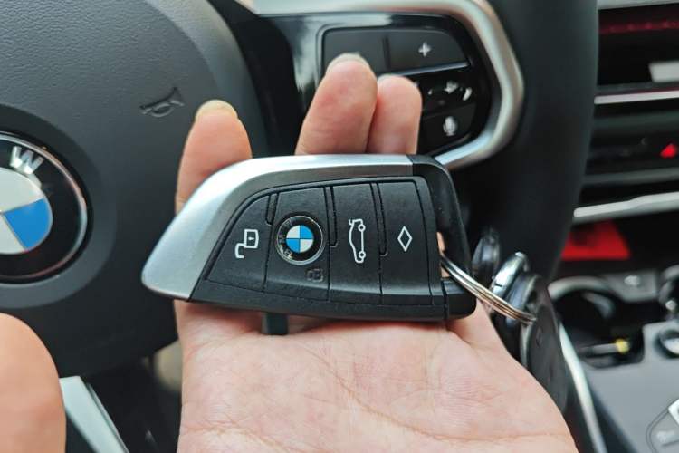 Used BMW 3 Series 2025 325Li M Sport Package Vehicle Key