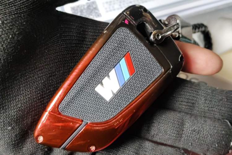 Used BMW 3 Series 2025 330Li M Sport Shadowline Package Vehicle Key