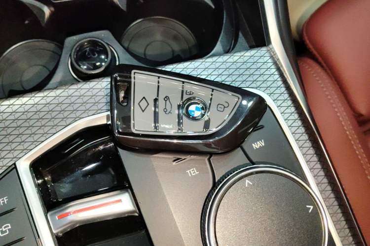 Used BMW 3 Series 2025 330Li M Sport Shadowline Package Vehicle Key