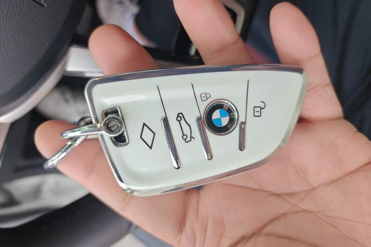 Used BMW 3 Series 2025 325Li M Sport Package Vehicle Key
