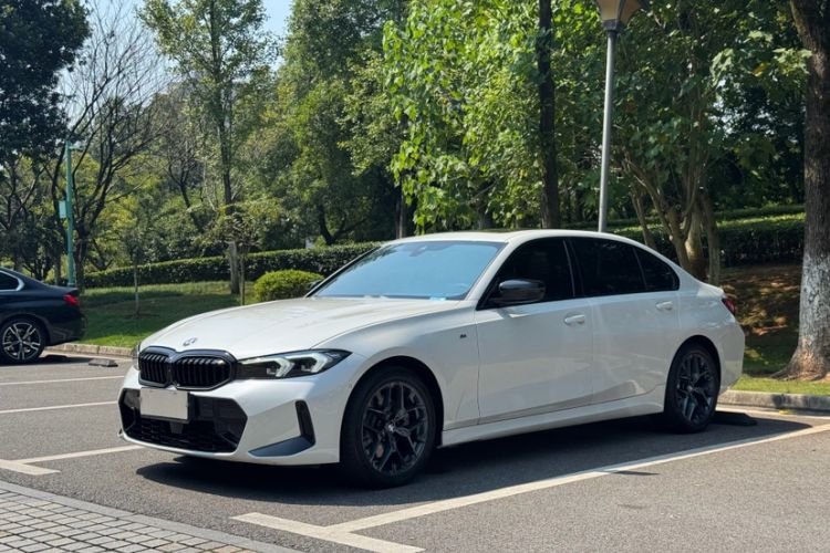 BMW 3 Series 2025 330Li M Sport Shadowline Package