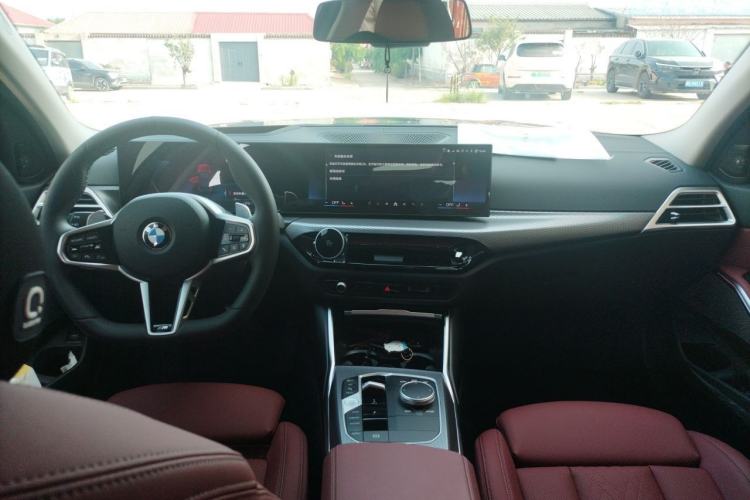 Used BMW 3 Series 2026 330Li M Sport Night Package Center Console