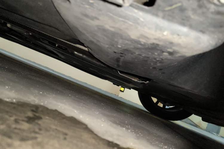 Used BMW 3 Series 2026 325Li M Sport Package Chassis Front Right