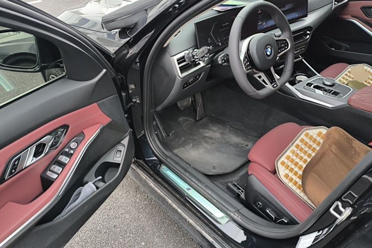 Used BMW 3 Series 2026 325i M Sport Package Driver Seat