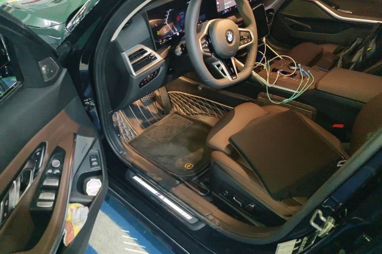 Used BMW 3 Series 2026 330Li M Sport Night Package Driver Seat