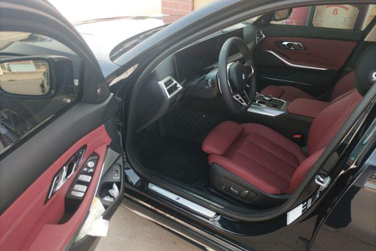 Used BMW 3 Series 2026 330Li M Sport Night Package Driver Seat