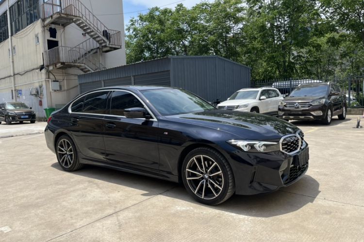 Used BMW 3 Series 2026 325i M Sport Package Exterior 2