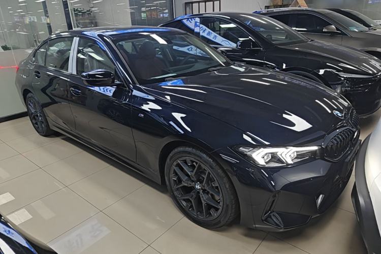 Used BMW 3 Series 2026 330Li M Sport Night Package Front Right 45 Deg