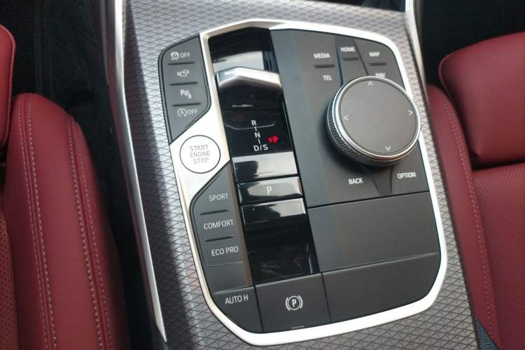Used BMW 3 Series 2026 330Li M Sport Night Package Gear Lever