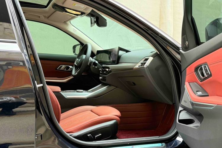 Used BMW 3 Series 2026 330Li M Sport Night Package Interior 2