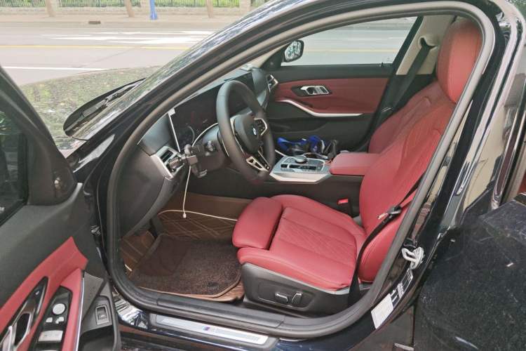 Used BMW 3 Series 2026 330Li M Sport Night Package Interior 3