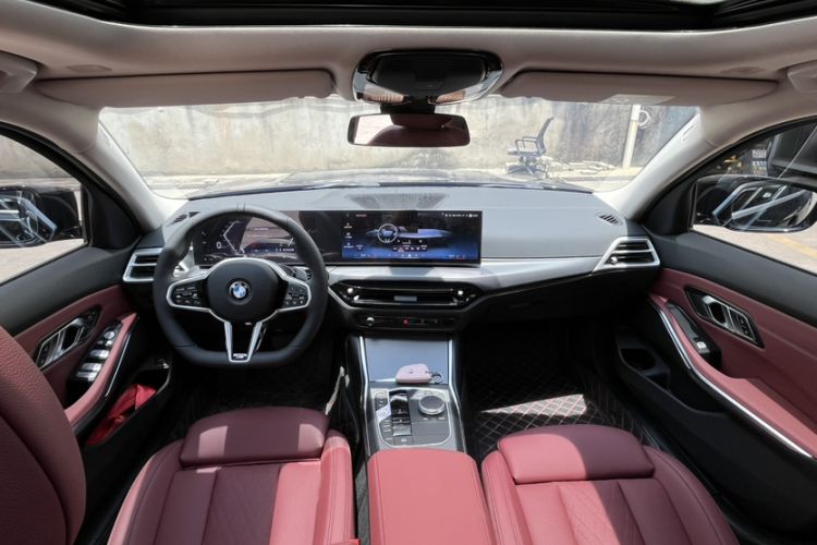 Used BMW 3 Series 2026 325i M Sport Package Interior 4