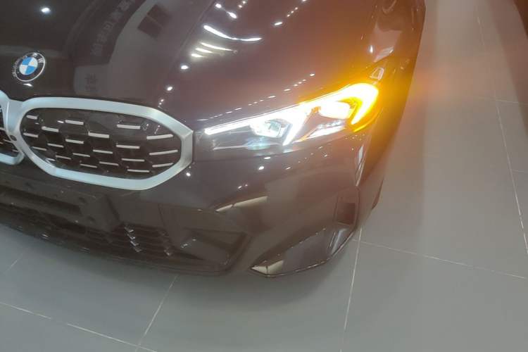 Used BMW 3 Series 2026 325i M Sport Package Left Front Headlight