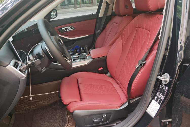 Used BMW 3 Series 2026 330Li M Sport Night Package Left Front Seat