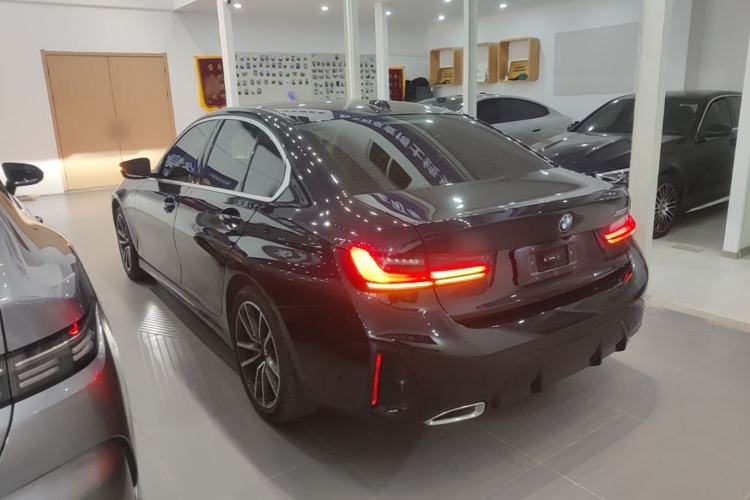 Used BMW 3 Series 2026 325i M Sport Package Rear Left 45 Deg