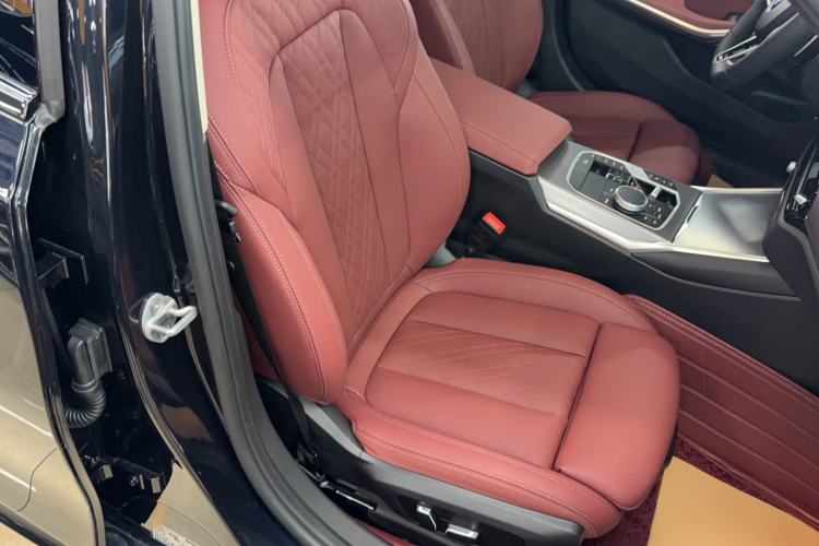 Used BMW 3 Series 2026 330Li M Sport Night Package Right Front Seat