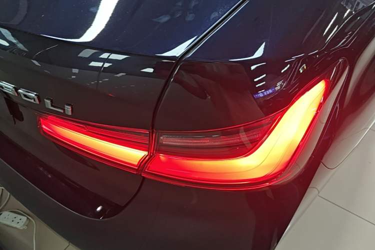 Used BMW 3 Series 2026 330Li M Sport Night Package Right Rear Taillight