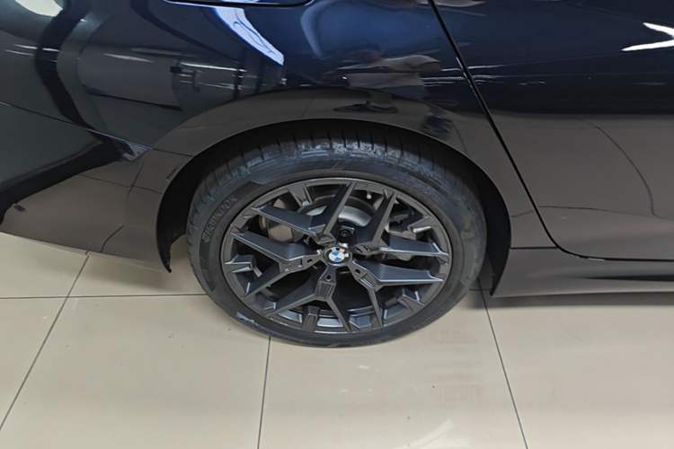 Used BMW 3 Series 2026 330Li M Sport Night Package Right Rear Wheel Hub