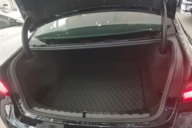 Used BMW 3 Series 2026 325Li M Sport Package Trunk
