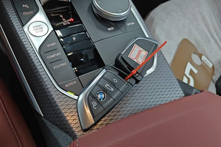Used BMW 3 Series 2026 330Li M Sport Night Package Vehicle Key