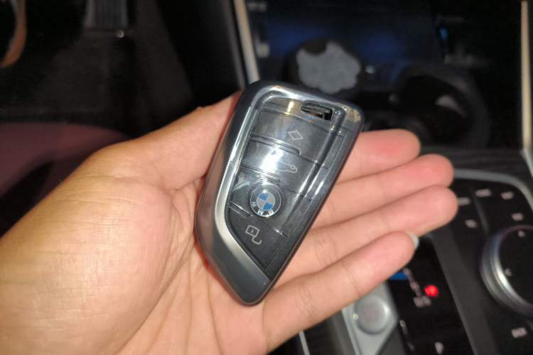 Used BMW 3 Series 2026 325Li M Sport Package Vehicle Key