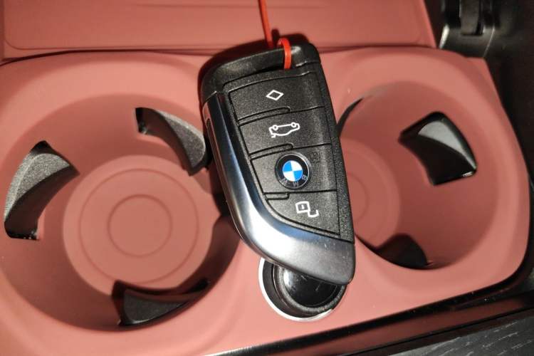Used BMW 3 Series 2026 325Li M Sport Package Vehicle Key