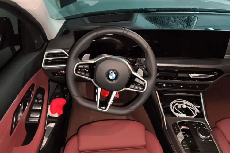 Used BMW 3 Series 2026 330Li M Sport Night Package Steering Wheel