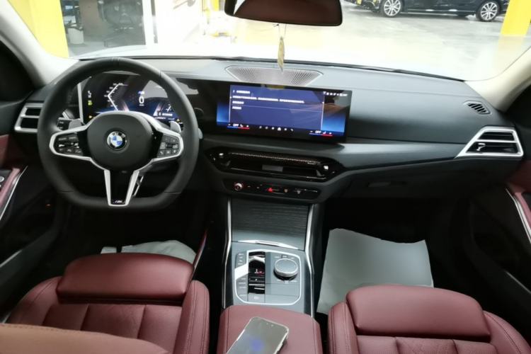 Used BMW 3 Series 2026 325Li M Sport Package Center Console