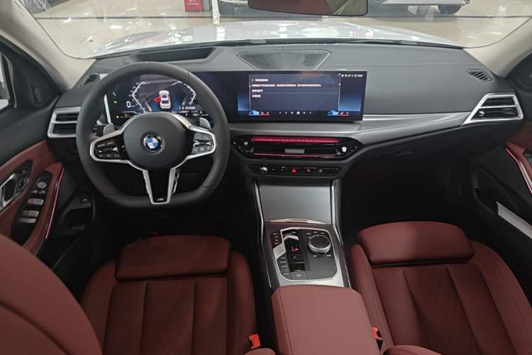 Used BMW 3 Series 2026 330Li M Sport Night Package Center Console