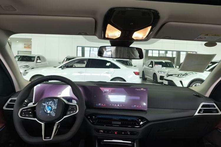 Used BMW 3 Series 2026 325Li M Sport Package Center Console