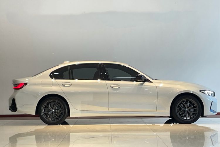 Used BMW 3 Series 2026 330Li M Sport Night Package Exterior 3