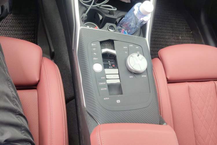 Used BMW 3 Series 2026 330Li M Sport Night Package Gear Lever