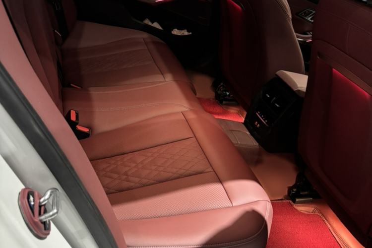 Used BMW 3 Series 2026 330Li M Sport Night Package Interior 4