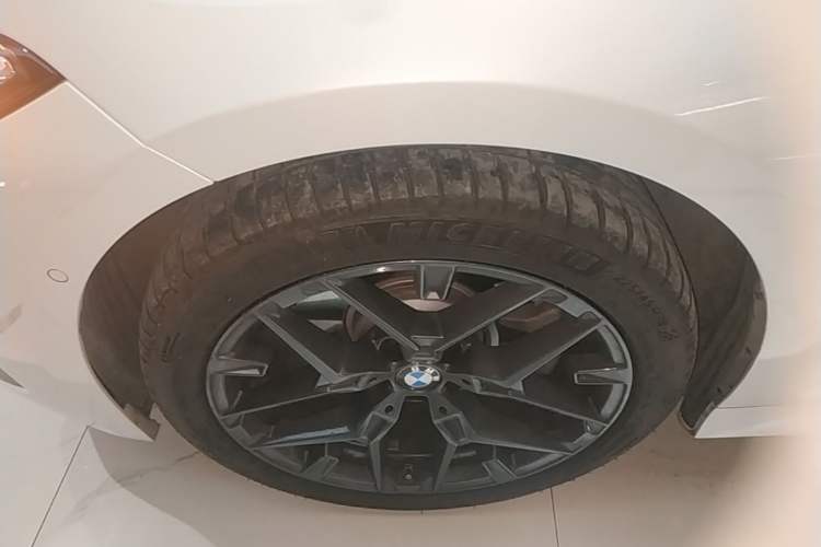 Used BMW 3 Series 2026 330Li M Sport Night Package Left Front Wheel Hub