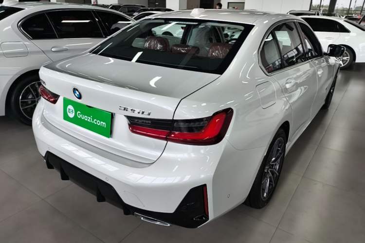 Used BMW 3 Series 2026 325Li M Sport Package Rear Right 45 Deg