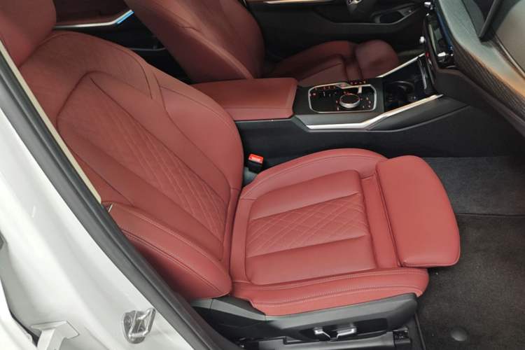 Used BMW 3 Series 2026 325Li M Sport Package Right Front Seat