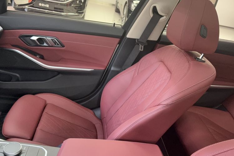 Used BMW 3 Series 2026 325Li M Sport Package Right Front Seat