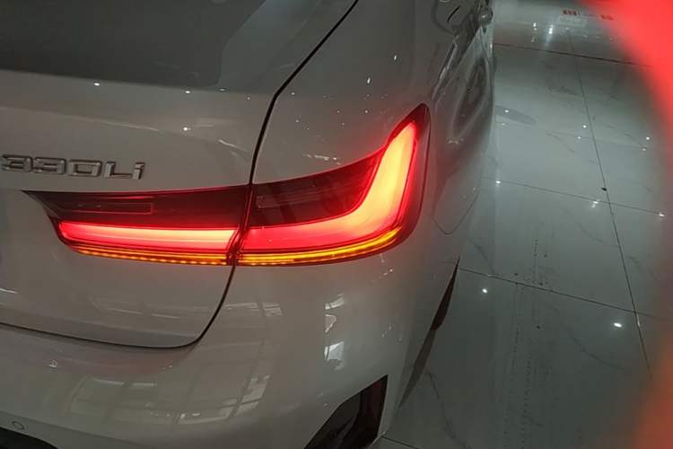 Used BMW 3 Series 2026 330Li M Sport Night Package Right Rear Taillight